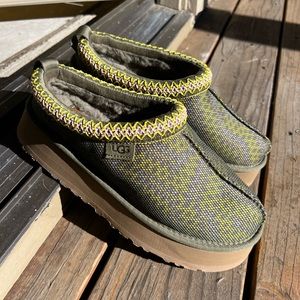 UGG Tazz Maxi Tasman Slipper NEW